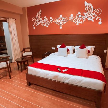 Hotel City Park Pokhara Exterior photo